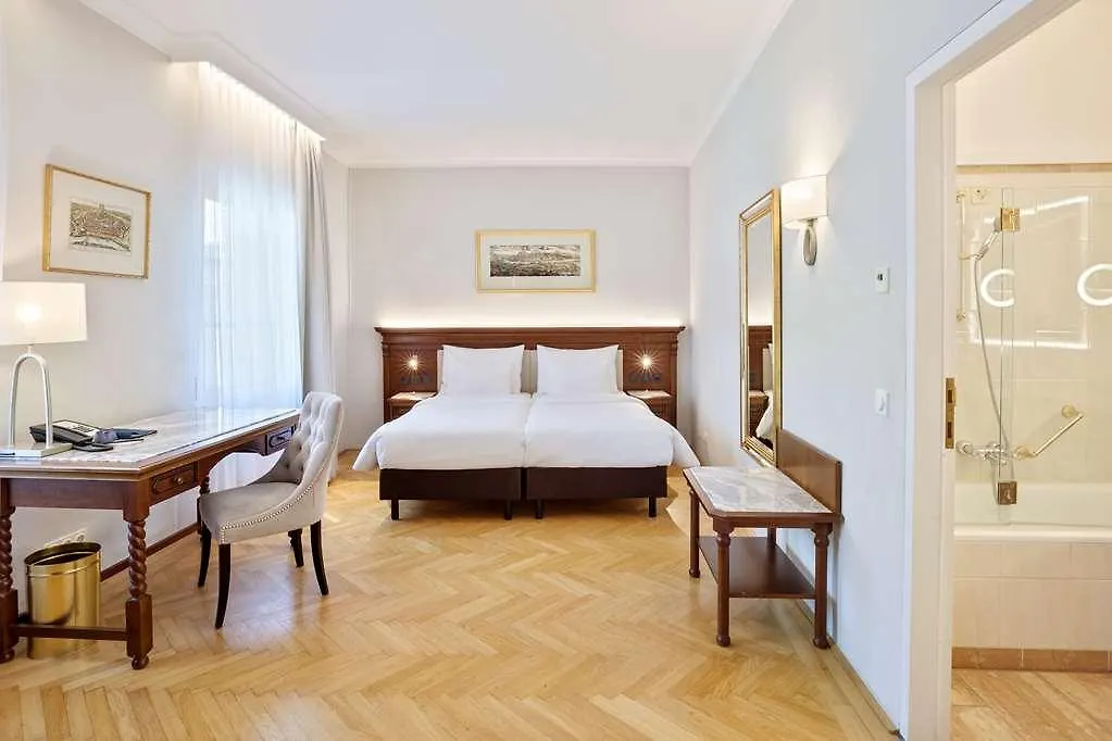 Radisson Blu Hotel Altstadt, Salzburg
